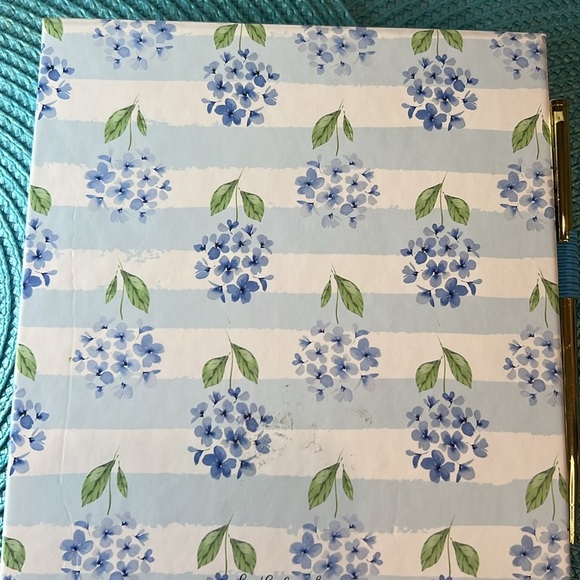 Floral Notepad with Pen 150 sheets blue and white hydrangeas - Picture 14 of 16